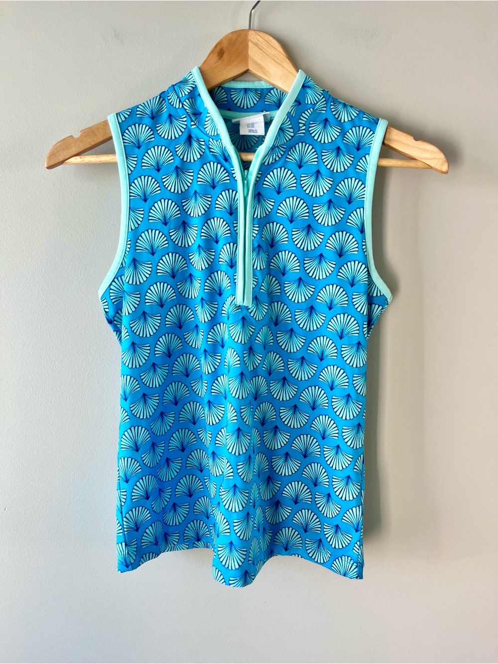 Sigrid Olsen Golf & Tennis Tank Top Vibrant Blue Allover Fan Pattern Size XS